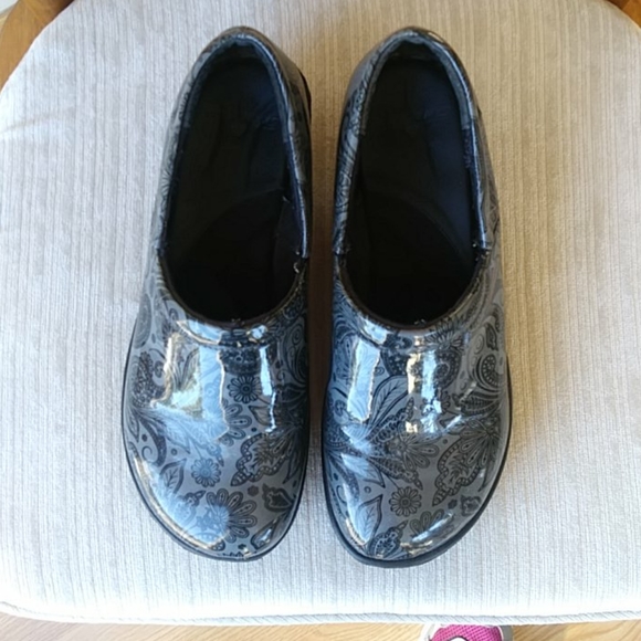 Nurse Mates Shoes - Nurse Mates Shoes Size 7.5